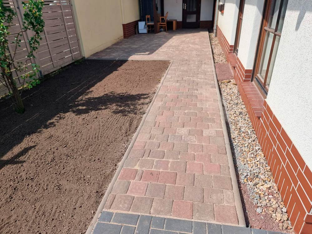 Pflasterarbeiten Gehweg